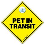 Pet in Transit Sign, Pet On Board Sign, Pet in Vehicle Sign, High Visibility Suction Cup Vehicle Sign to Let Other Road Users There is a Dog in The Car, 14 Cm X 14cm X 2cm